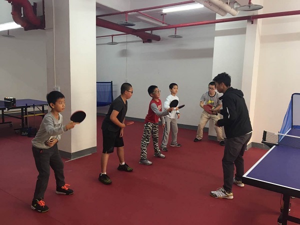 重庆乒乓球培训分享乒乓球的挥拍距离是多少